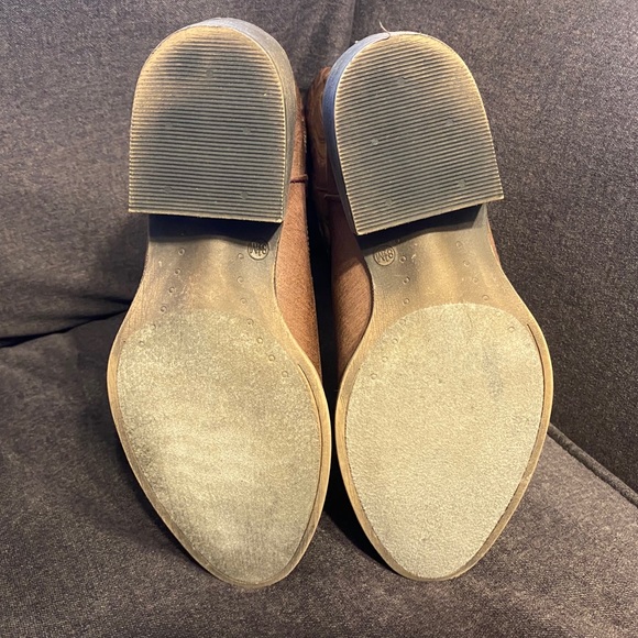 Brown Cowboy Boots - Picture 4 of 5